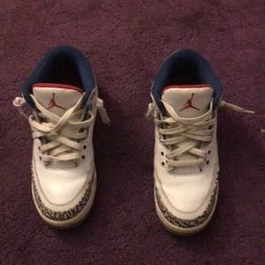 Jordan 3s